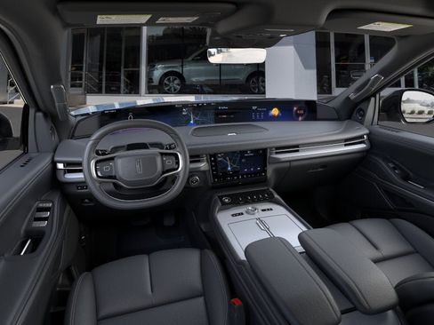New 2025 Lincoln Navigator Reserve w/ Jet Appearance Package AWD/4WD image 9