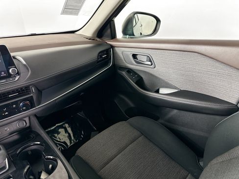 Used 2021 Nissan Rogue S FWD image 22