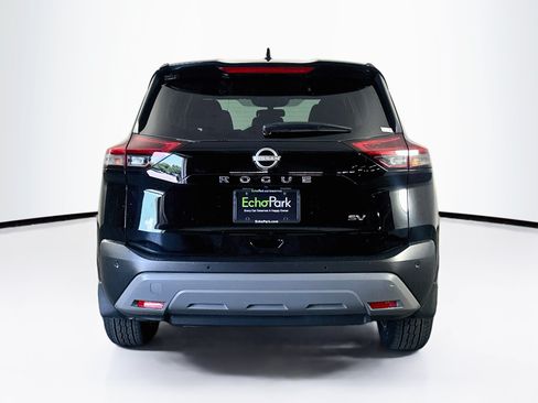 Used 2023 Nissan Rogue SV FWD image 7