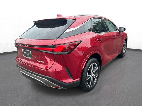 Used 2025 Lexus RX 350 Premium w/ Accessory Package (Z1) FWD image 3