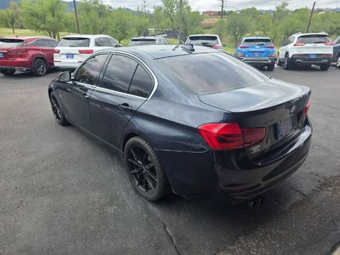 Used 2017 BMW 330i xDrive Sedan AWD/4WD image 8