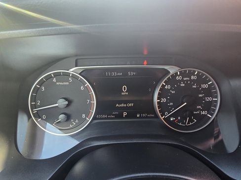 Used 2024 Nissan Rogue SV AWD/4WD image 13