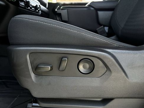 Used 2025 Chevrolet Silverado 1500 LT w/ Protection Package RWD image 30