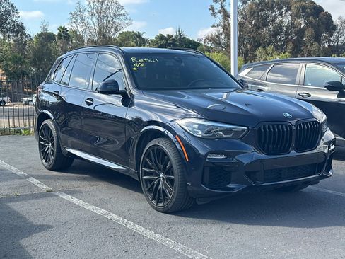Used 2021 BMW X5 sDrive40i w/ M Sport Package RWD image 2