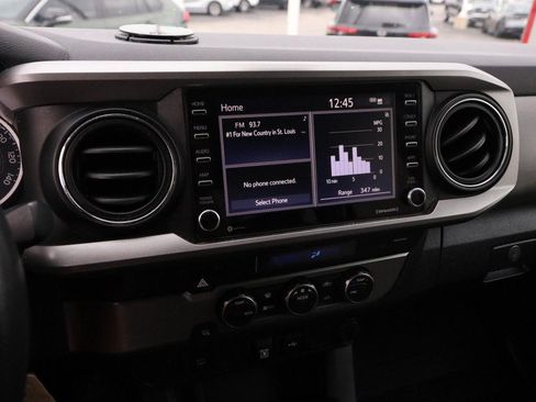 Used 2021 Toyota Tacoma SR5 RWD image 14