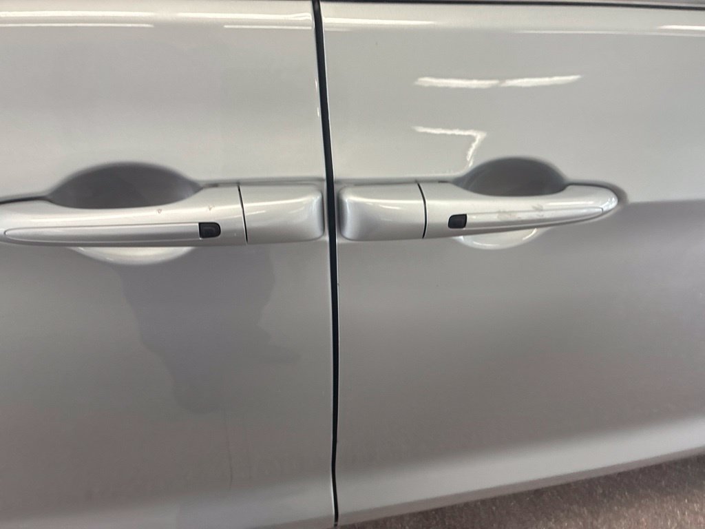 Certified 2024 Chrysler Pacifica Touring-L FWD image 34