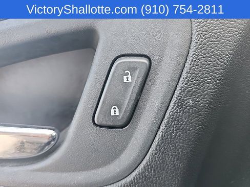 Used 2022 Chevrolet Colorado LT w/ Fleet Safety Package image 15