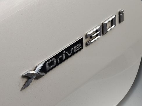 Used 2024 BMW X3 xDrive30i w/ Premium Package w/ZPA image 12