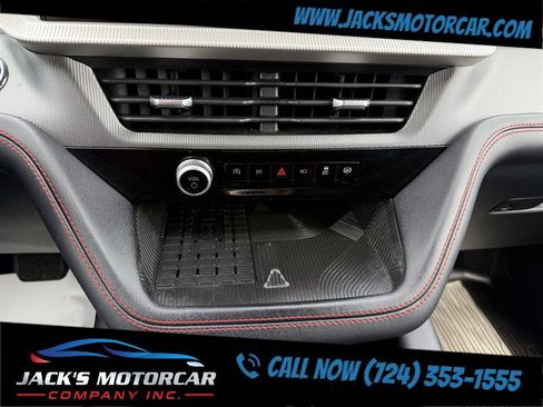 Used 2025 Ford Explorer ST-Line w/ ST-Line Street Pack AWD/4WD image 20