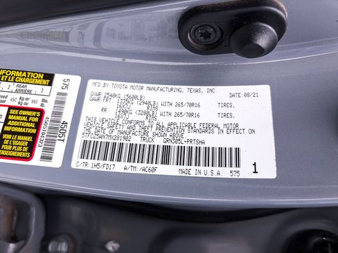 Used 2021 Toyota Tacoma TRD Off-Road w/ Technology Package image 36