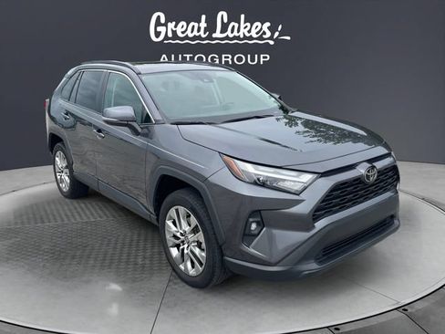 Used 2023 Toyota RAV4 XLE Premium FWD image 7