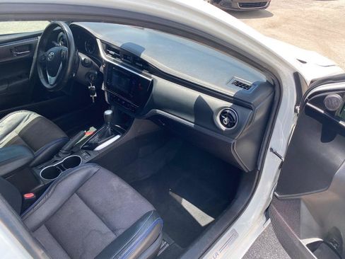 Used 2019 Toyota Corolla SE FWD image 22