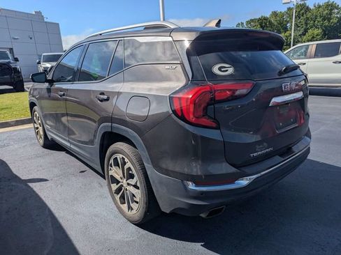 Used 2020 GMC Terrain SLT w/ Preferred Package FWD image 4