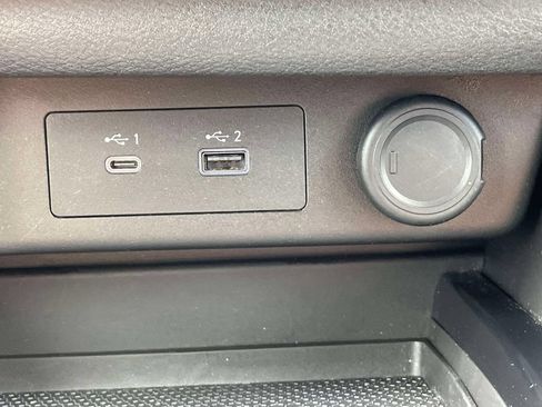 Used 2023 Nissan Rogue S AWD/4WD image 30