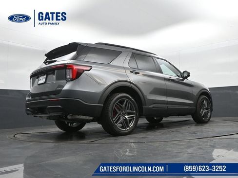 New 2026 Ford Explorer ST-Line w/ ST-Line Street Pack image 33