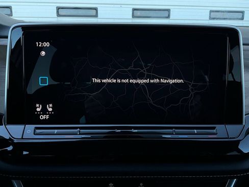 Used 2025 Volkswagen Atlas SE image 33