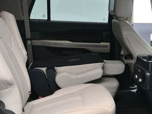 Used 2023 Ford Expedition Max Platinum image 12