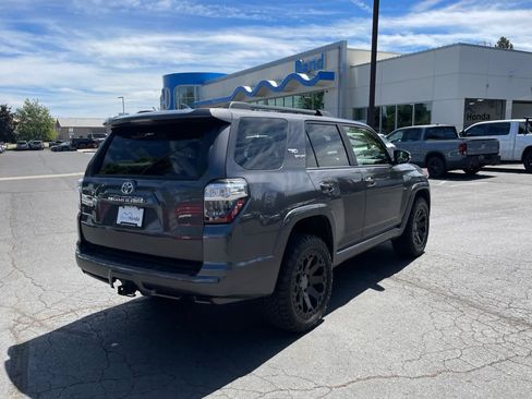 Used 2023 Toyota 4Runner TRD Sport w/ Technology Package AWD/4WD image 5