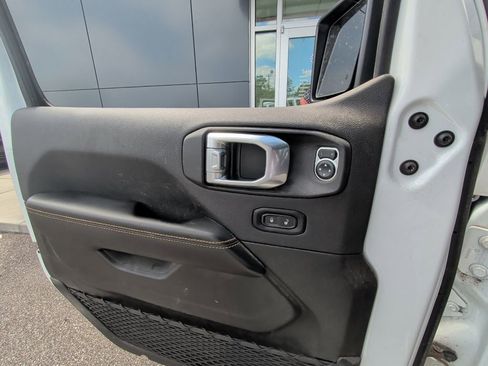 Used 2024 Jeep Wrangler Sahara w/ Safety Group image 12