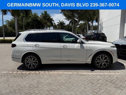 Certified 2024 BMW X7 xDrive40i AWD/4WD image 8