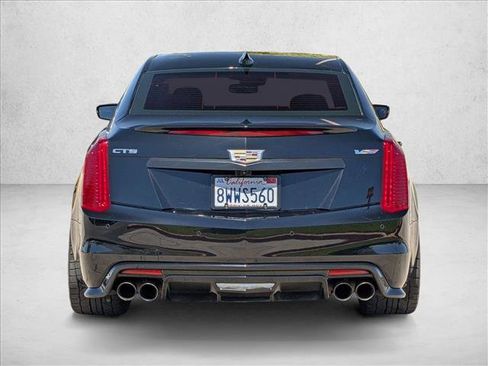 Used 2018 Cadillac CTS V w/ Luxury Package RWD image 6