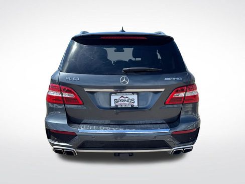 Used 2014 Mercedes-Benz ML 63 AMG 4MATIC image 4