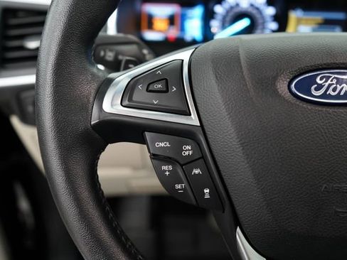 Used 2020 Ford Edge Titanium w/ Equipment Group 301A image 18