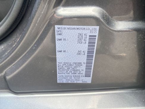 Used 2025 Nissan Altima 2.5 SV FWD image 27
