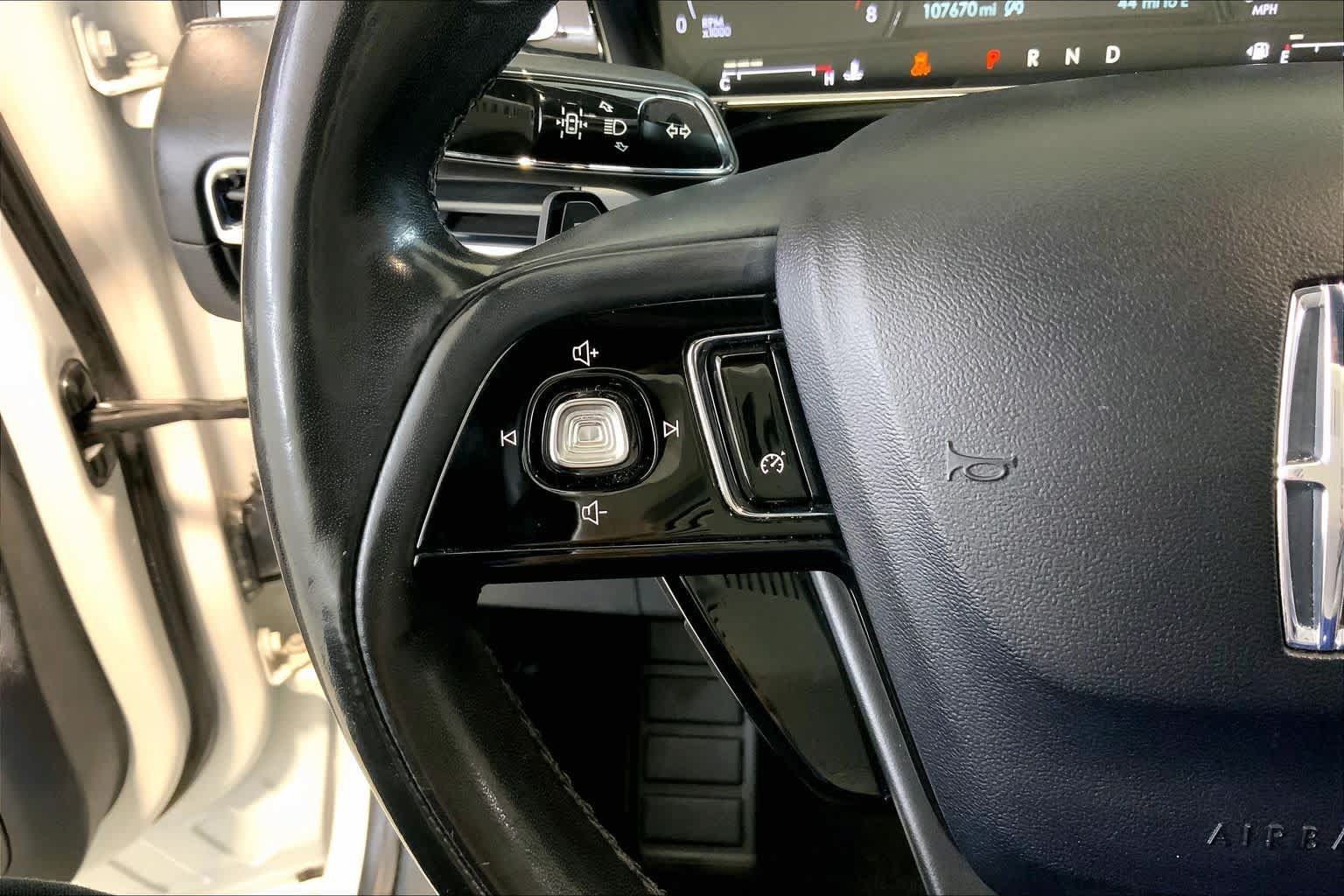 Used 2020 Lincoln Corsair AWD w/ Equipment Group 101A image 23