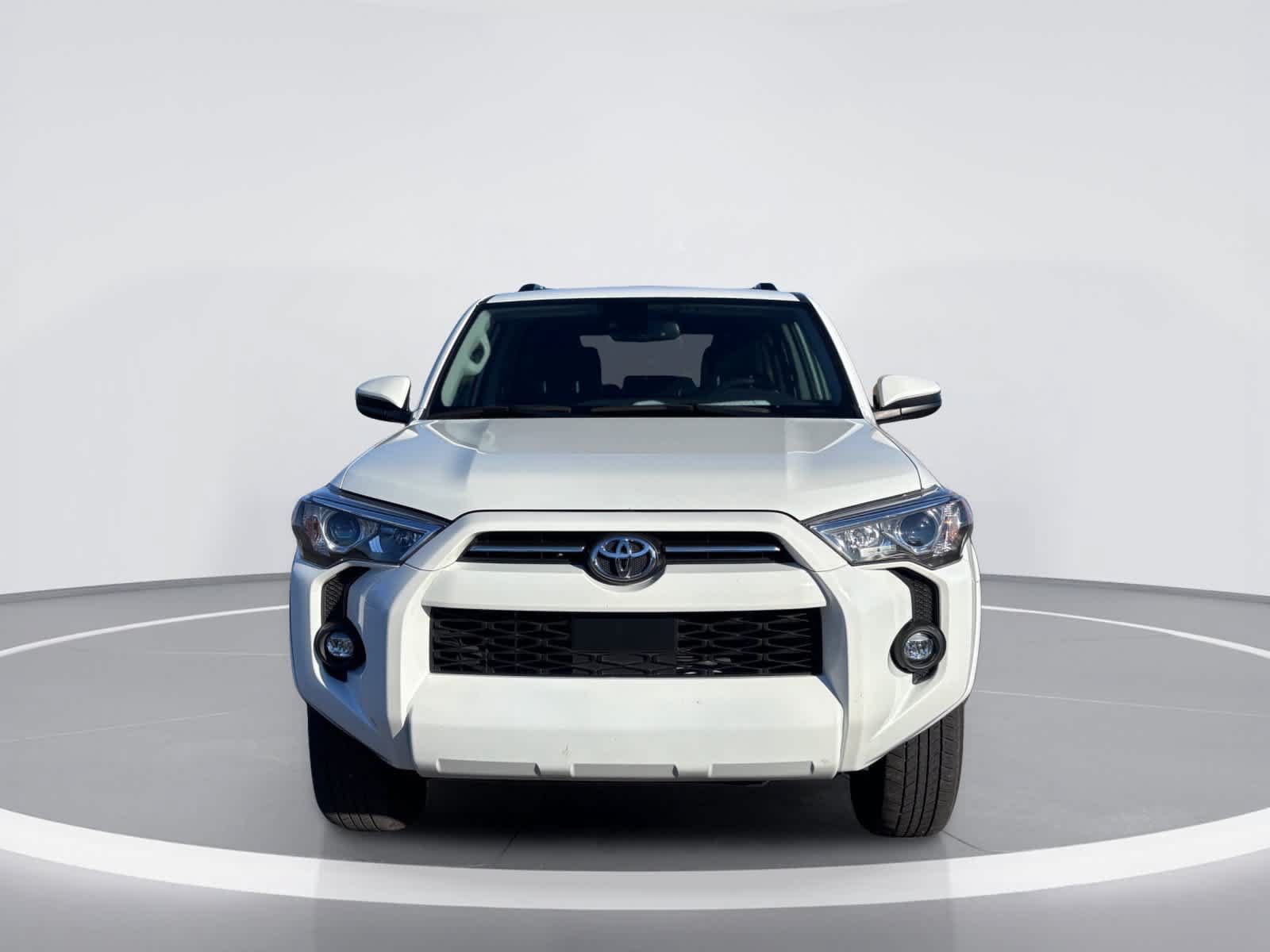 Used 2024 Toyota 4Runner SR5 AWD/4WD image 6
