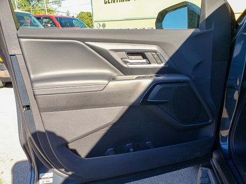 New 2026 Chevrolet Silverado EV LT image 9