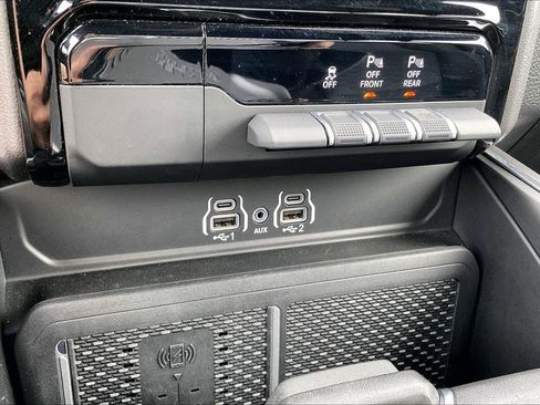 Used 2026 RAM 1500 Big Horn AWD/4WD image 30
