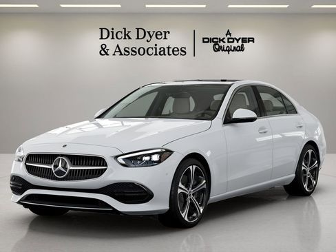 Used 2025 Mercedes-Benz C 300 Sedan image 30