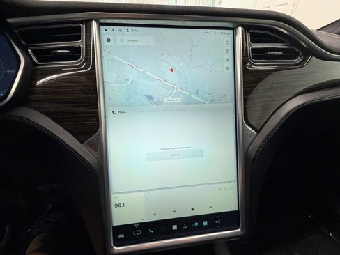 Used 2015 Tesla Model S 85D AWD/4WD image 28