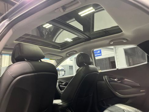 Used 2013 Hyundai Azera w/ Technology Pkg FWD image 36