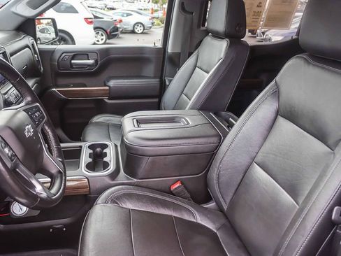 Used 2020 Chevrolet Silverado 1500 LT Trail Boss w/ Midnight Edition image 45