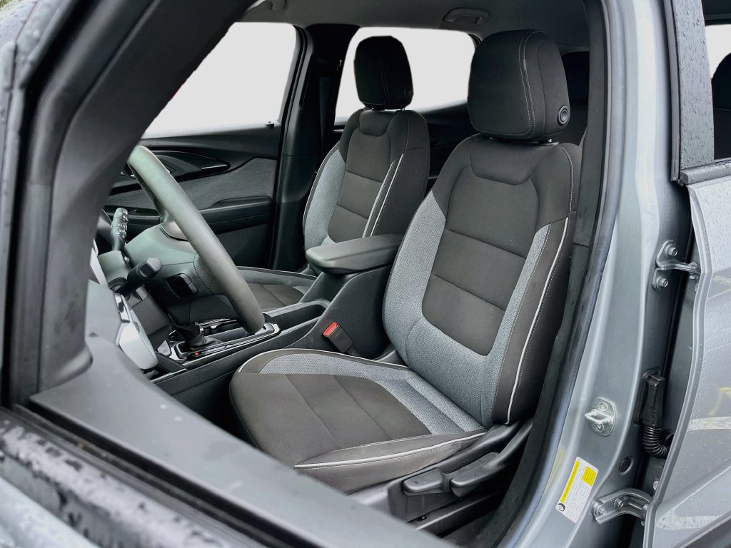 Used 2023 Chevrolet TrailBlazer LS FWD image 19
