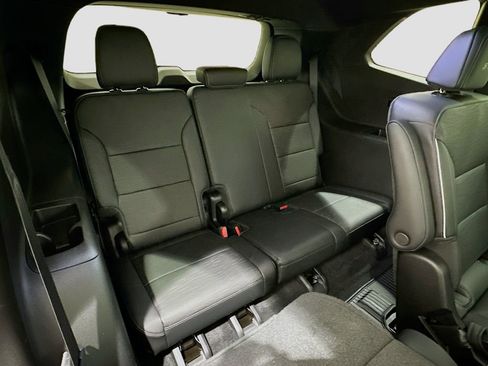 Used 2026 Buick Enclave Sport Touring w/ Power Package FWD image 28