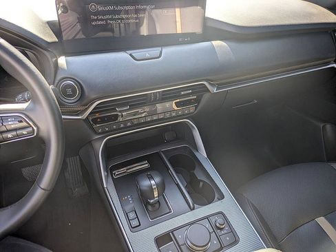 Certified 2025 MAZDA CX-90 3.3 Turbo S w/ Premium Package image 22