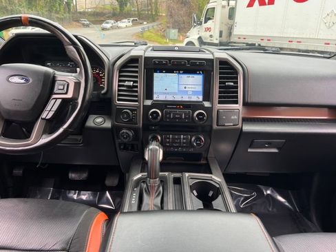 Used 2018 Ford F150 Raptor w/ Equipment Group 802A Luxury image 17