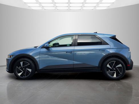 New 2026 Hyundai Ioniq 5 SEL image 4