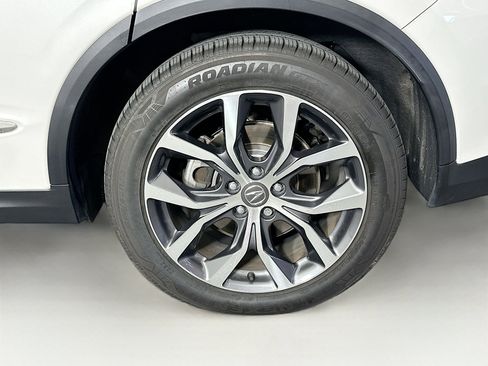 Used 2024 Acura MDX SH-AWD w/ Technology Package image 11