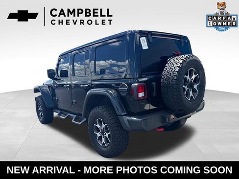 Used 2022 Jeep Wrangler Unlimited Rubicon AWD/4WD image 3