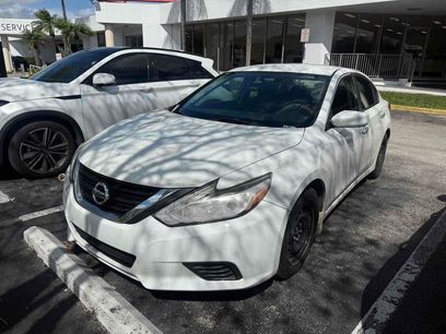 Used 2018 Nissan Altima 2.5 S w/ S Convenience Package