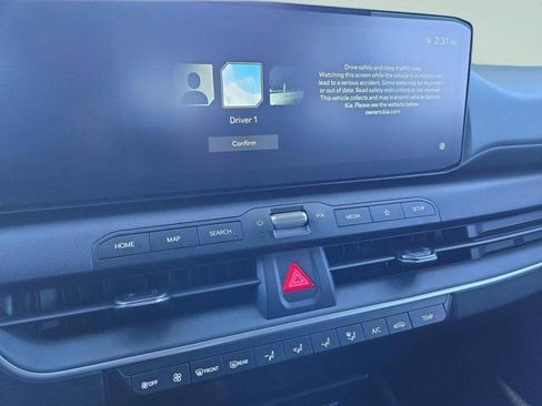 Used 2025 Kia K4 FWD image 24