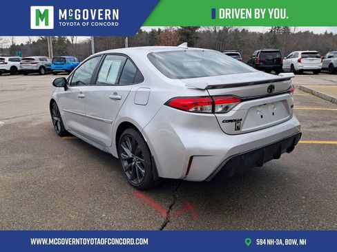 Used 2025 Toyota Corolla SE image 5