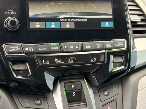 Used 2023 Honda Odyssey EX image 22