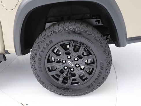 Used 2024 Chevrolet Colorado Trail Boss w/ Advanced Trailering Package image 15