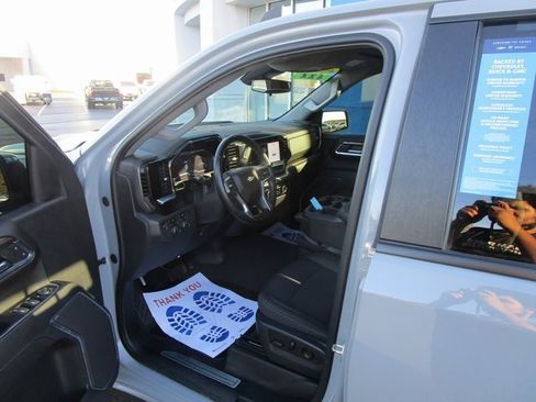 Certified 2024 Chevrolet Silverado 1500 LT image 17
