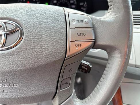 Used 2007 Toyota Avalon Limited image 17
